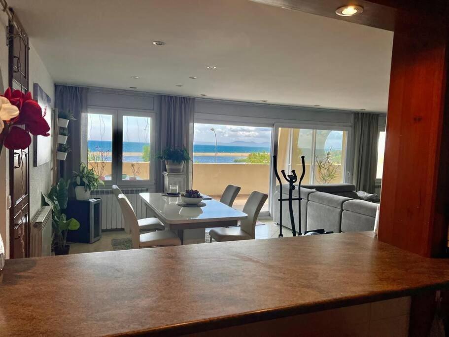 3Apartamento De Tres Habitaciones Емпуриабрава Екстериор снимка