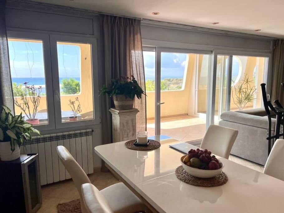 3Apartamento De Tres Habitaciones Емпуриабрава Екстериор снимка