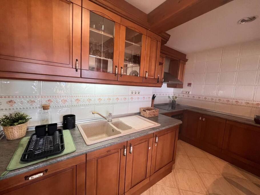 3Apartamento De Tres Habitaciones Емпуриабрава Екстериор снимка